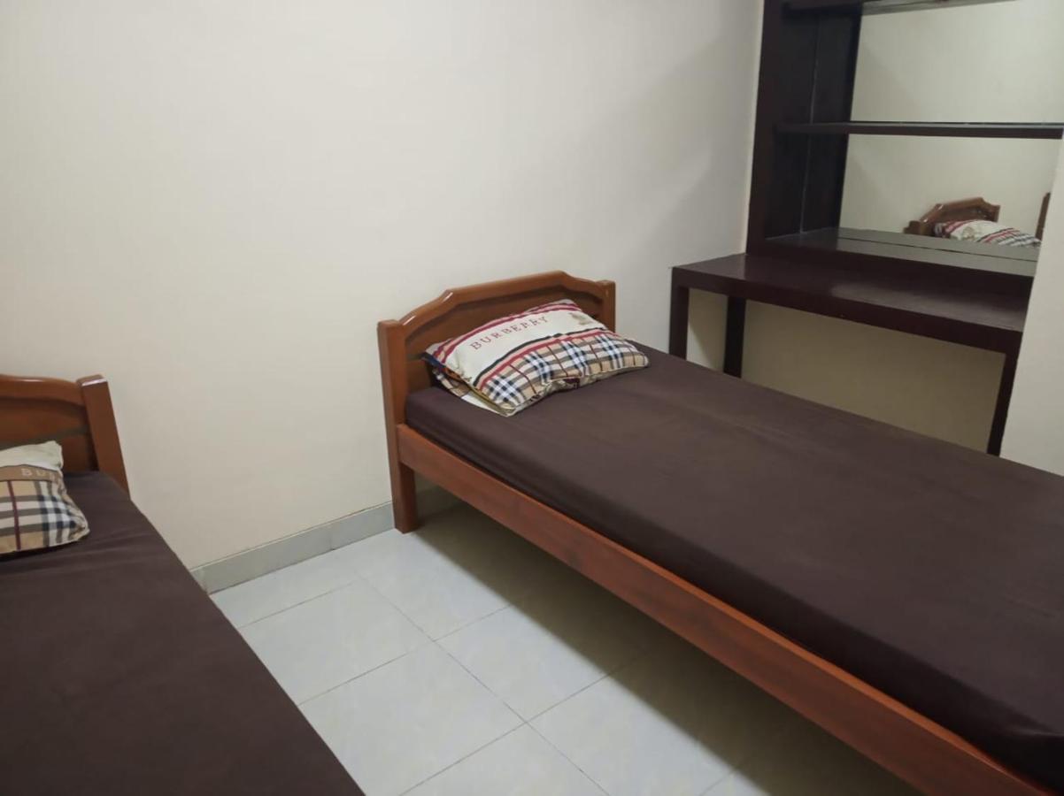 647 Wisma tamu