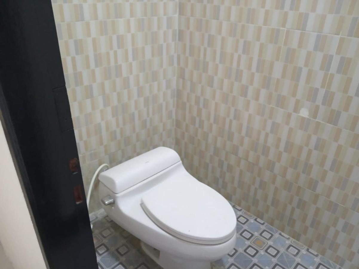 Wisma tamu 647 Jakarta
